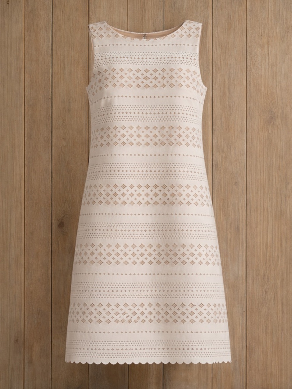 Johnston & Murphy Ivory Laser Cut Shift Dress Size 8 Elegant Lined